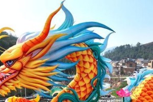 《大千世界》游戏技能学习指南（探索虚拟世界，掌握实用技能）