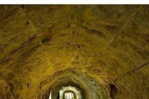 如何获得模拟江湖金矿矿洞图纸（从游戏中寻找宝藏的秘密）