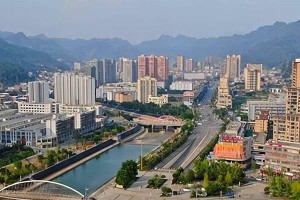 丝绸之路强势出装攻略男（重塑古老贸易路线，成就男士时尚之路）